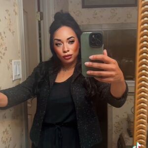 Stylish Black Blazer- Bx091725